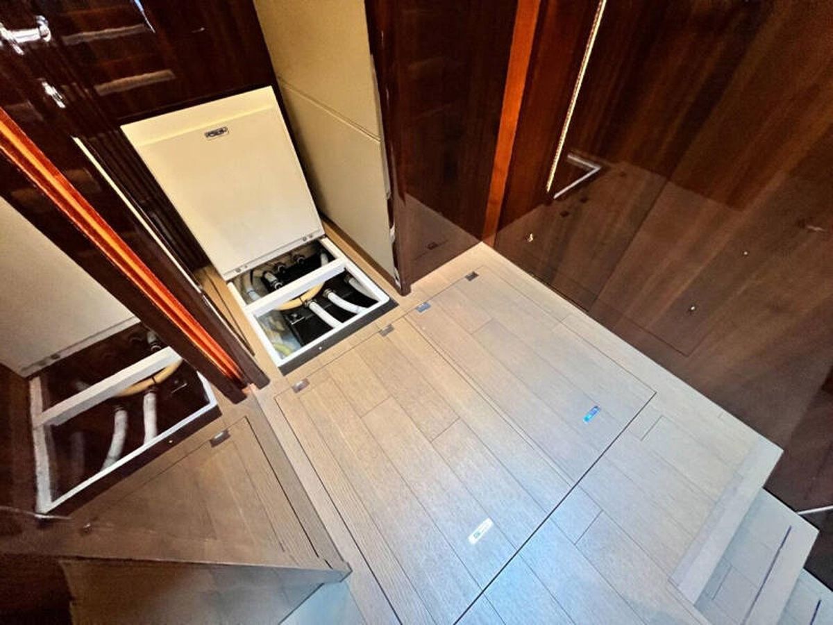 2020 Fairline 68 