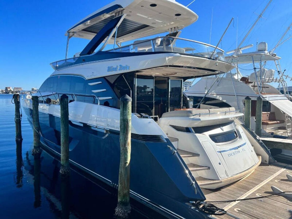2020 Fairline 68 