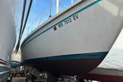 Pearson 26