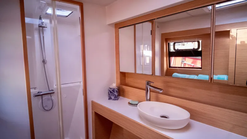 Muse Yacht Photos Pics Modern bathroom in Nautitech 40 Open 2019 catamaran.