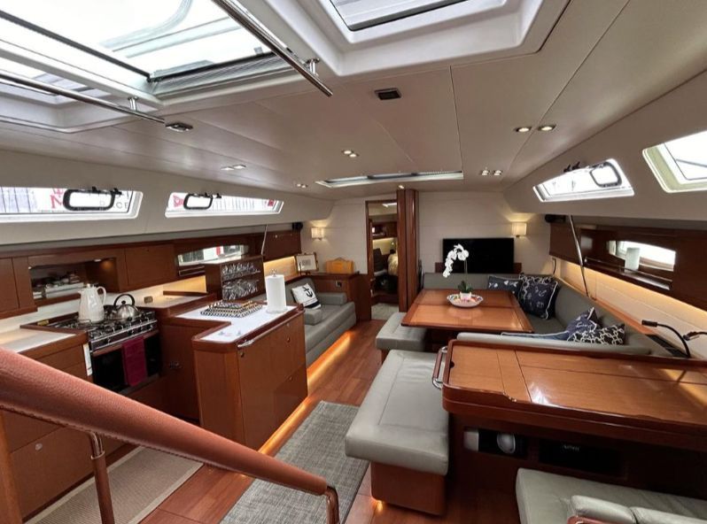 2012 Beneteau 58 