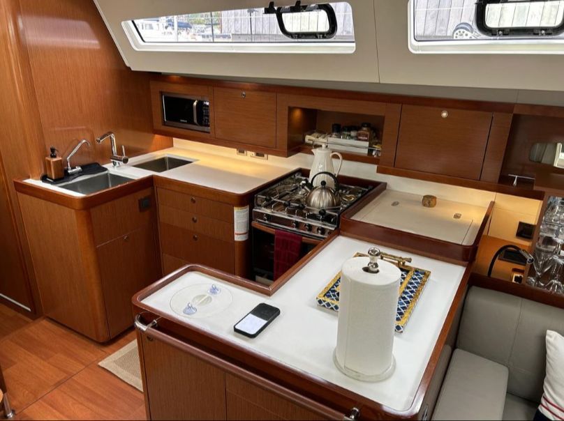 2012 Beneteau 58 