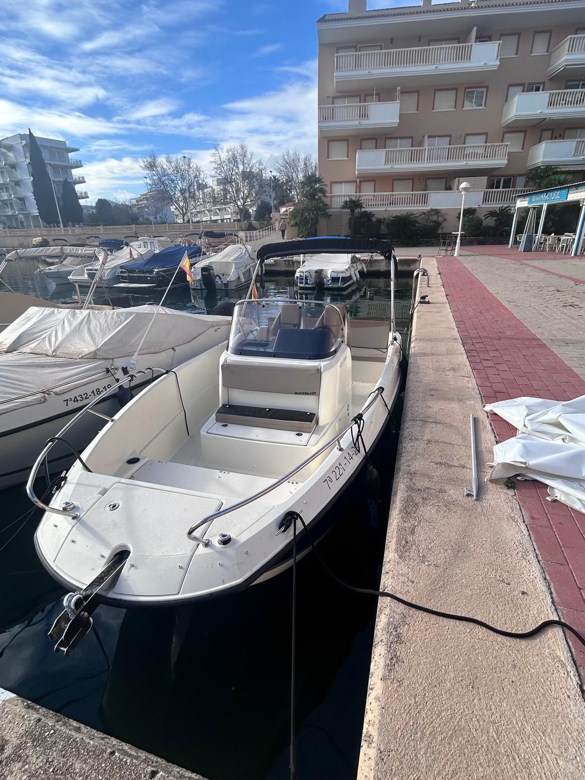 2023 Quicksilver Activ 605