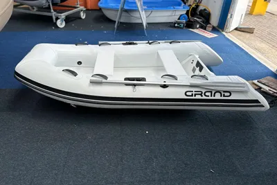 2025 Grand Silver Line S275 / S300 / S330