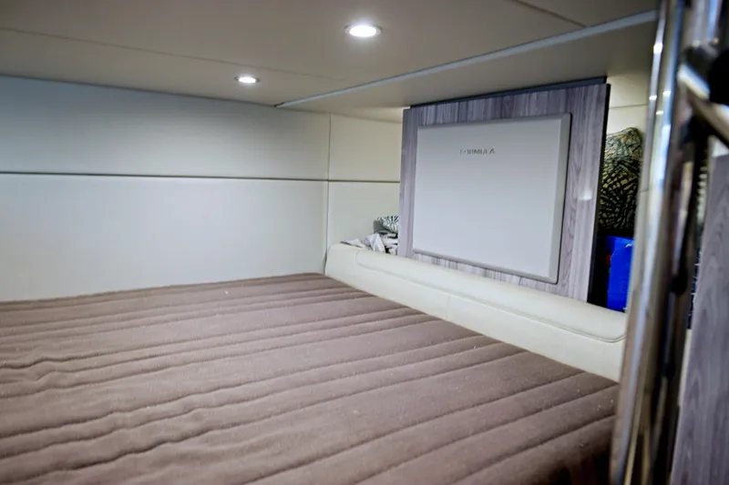  Yacht Photos Pics Interior cabin of 2020 Formula 400 Super Sport Crossover with modern design and lighting.