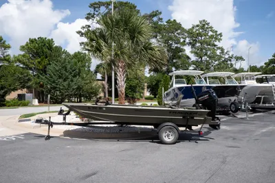 Tracker Grizzly 1654 T Sportsman