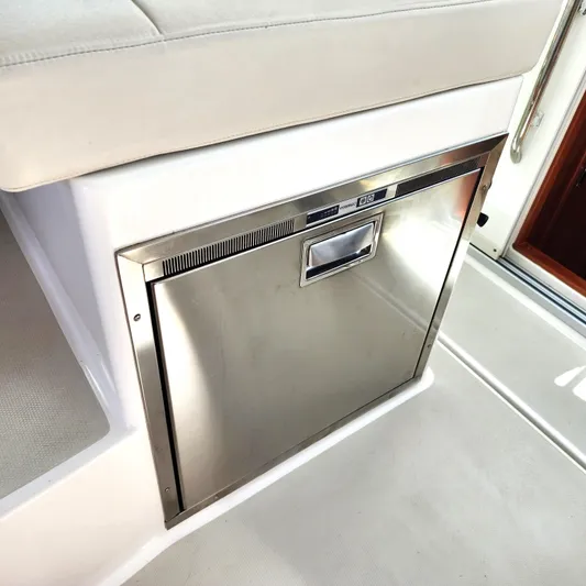 Nxt Chapter Yacht Photos Pics 