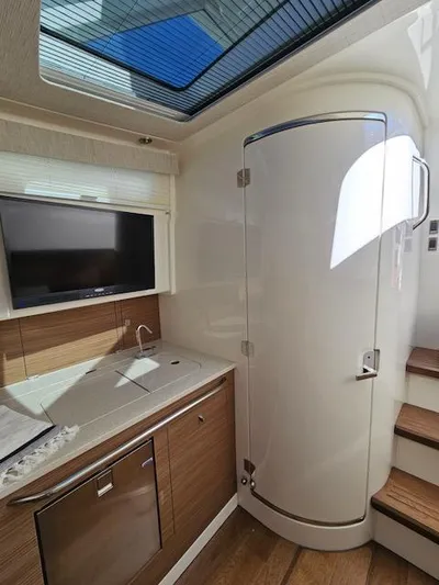 J Money Yacht Photos Pics 