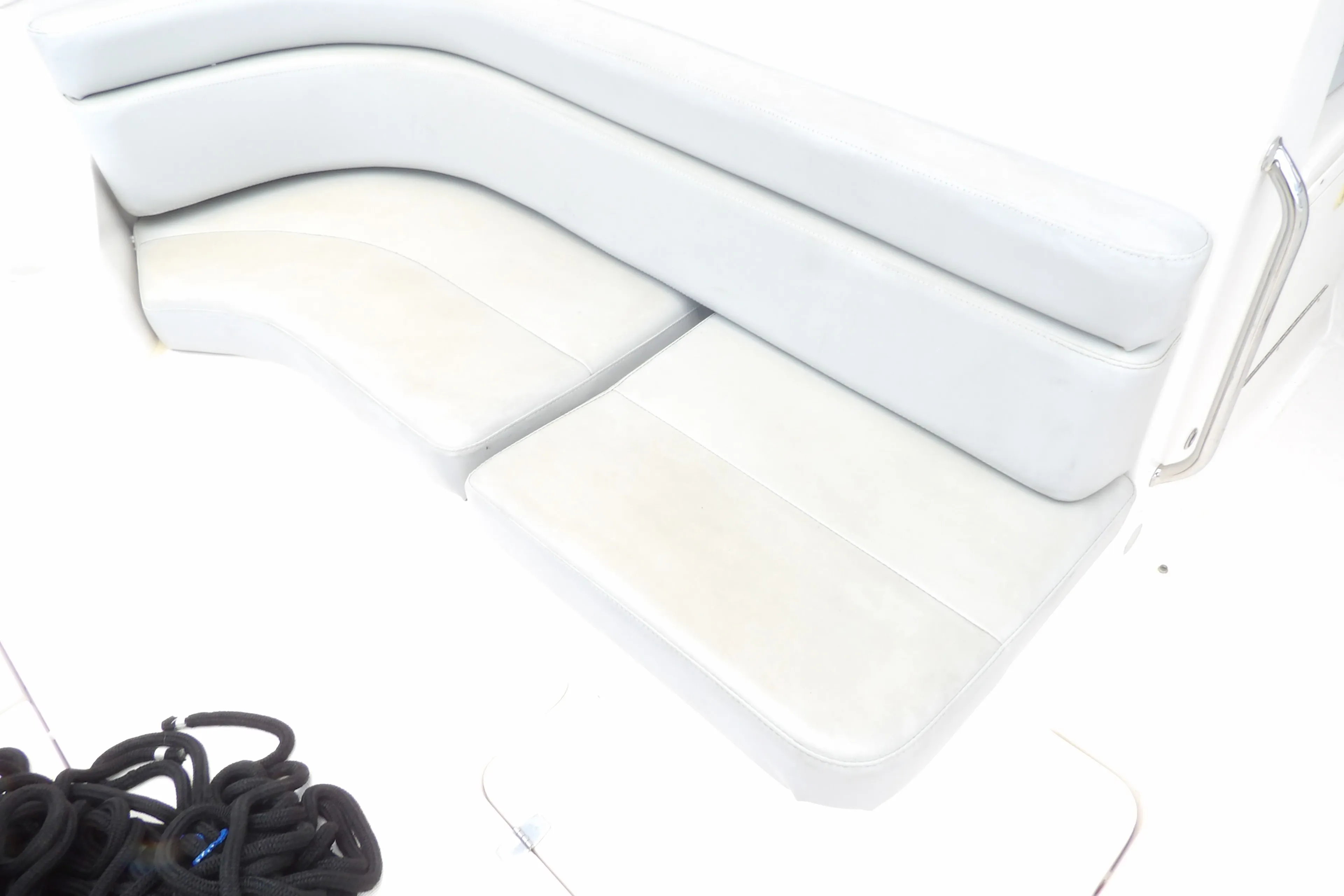 2004 REGAL 4260 COMMODORE - Image 6