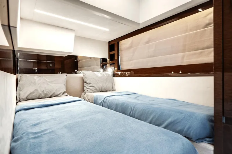 My Role - Commission Bonus Yacht Photos Pics 