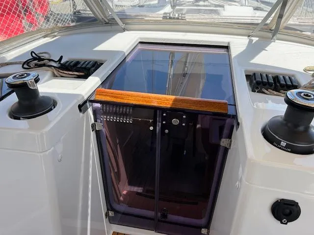 Gem Yacht Photos Pics Dufour 390 2022 yacht cockpit with winches and companionway.