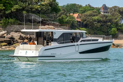 2024 Delphia 10 sedan