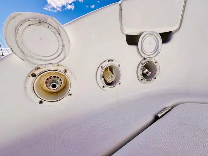 Mango Tango Yacht Photos Pics 2016 Lagoon 380 For Sale in Stonington, CT by Stonington Yacht Sales