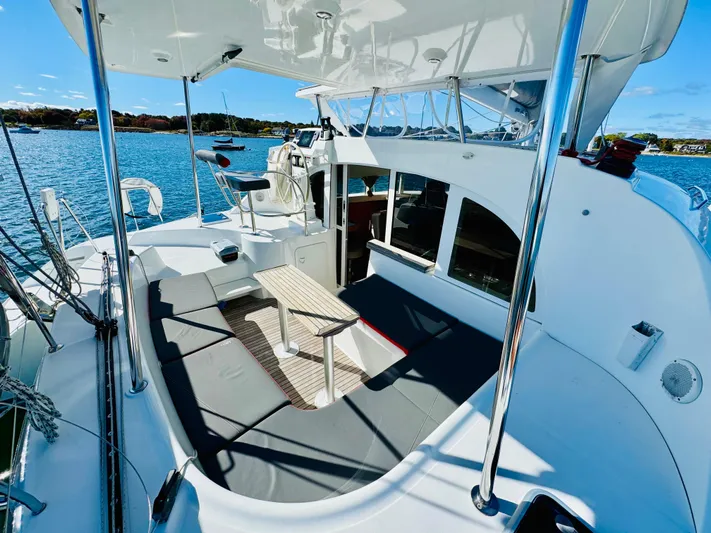 Mango Tango Yacht Photos Pics 2016 Lagoon 380 For Sale in Stonington, CT by Stonington Yacht Sales