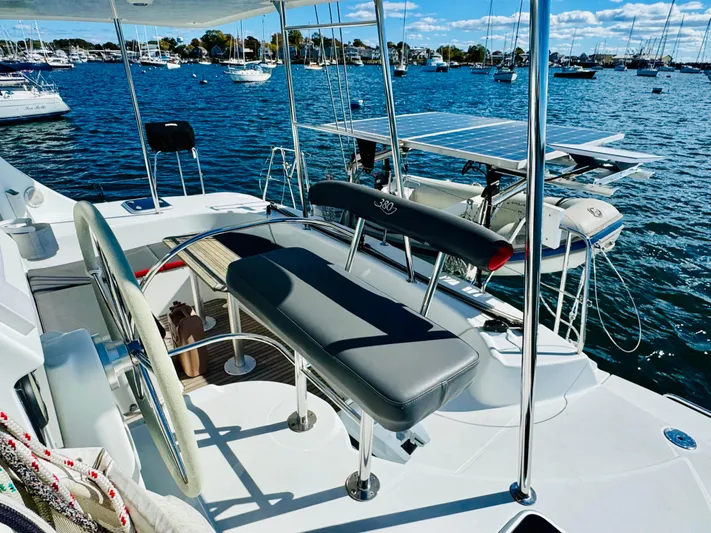 Mango Tango Yacht Photos Pics 2016 Lagoon 380 For Sale in Stonington, CT by Stonington Yacht Sales