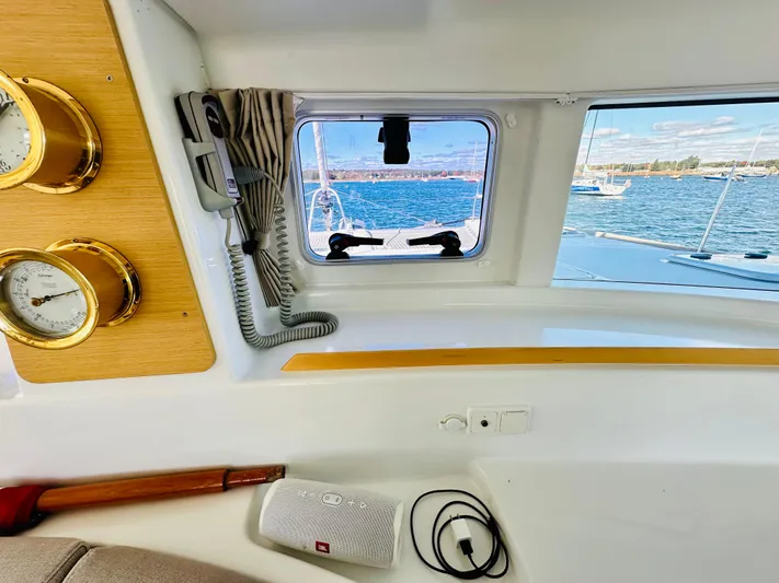 Mango Tango Yacht Photos Pics 2016 Lagoon 380 For Sale in Stonington, CT by Stonington Yacht Sales