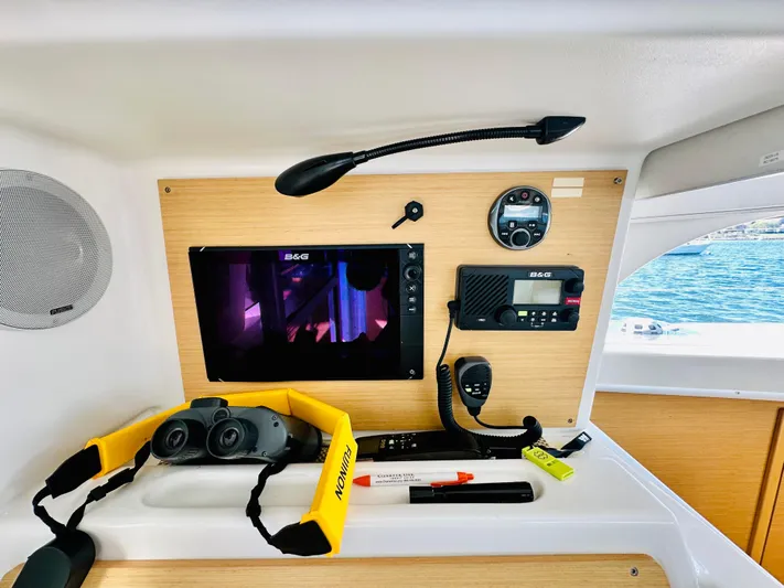 Mango Tango Yacht Photos Pics 2016 Lagoon 380 For Sale in Stonington, CT by Stonington Yacht Sales