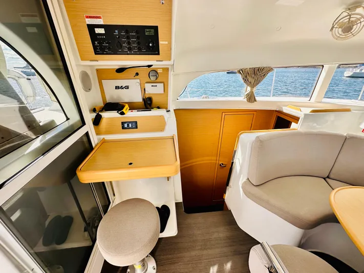 Mango Tango Yacht Photos Pics 2016 Lagoon 380 For Sale in Stonington, CT by Stonington Yacht Sales