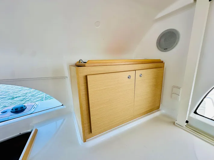 Mango Tango Yacht Photos Pics 2016 Lagoon 380 For Sale in Stonington, CT by Stonington Yacht Sales