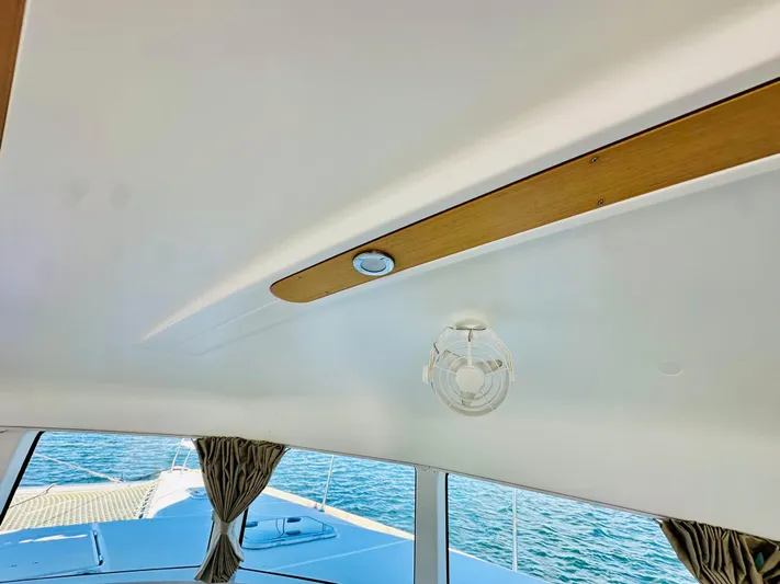 Mango Tango Yacht Photos Pics 2016 Lagoon 380 For Sale in Stonington, CT by Stonington Yacht Sales