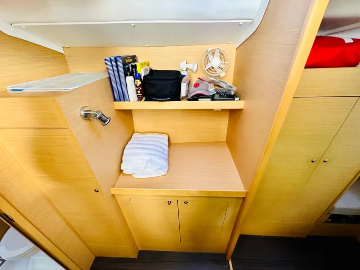 Mango Tango Yacht Photos Pics 2016 Lagoon 380 For Sale in Stonington, CT by Stonington Yacht Sales