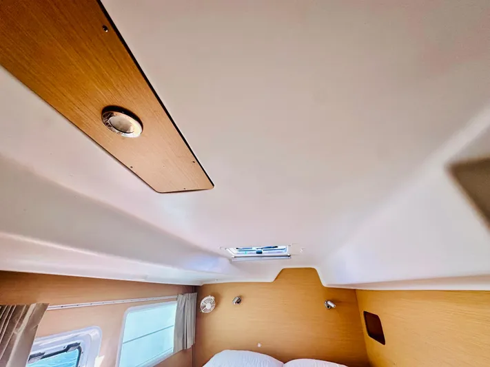 Mango Tango Yacht Photos Pics 2016 Lagoon 380 For Sale in Stonington, CT by Stonington Yacht Sales