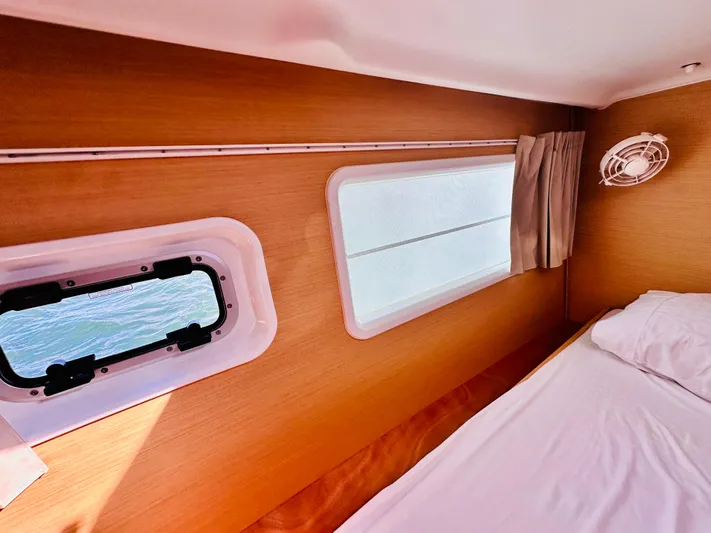 Mango Tango Yacht Photos Pics 2016 Lagoon 380 For Sale in Stonington, CT by Stonington Yacht Sales