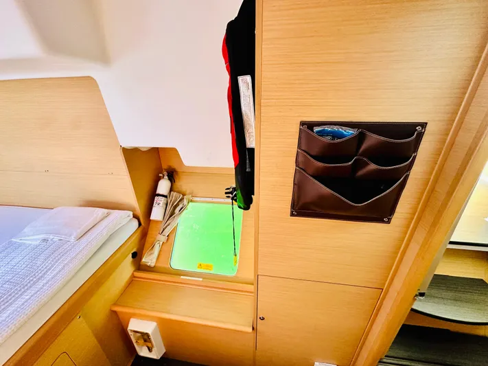 Mango Tango Yacht Photos Pics 2016 Lagoon 380 For Sale in Stonington, CT by Stonington Yacht Sales