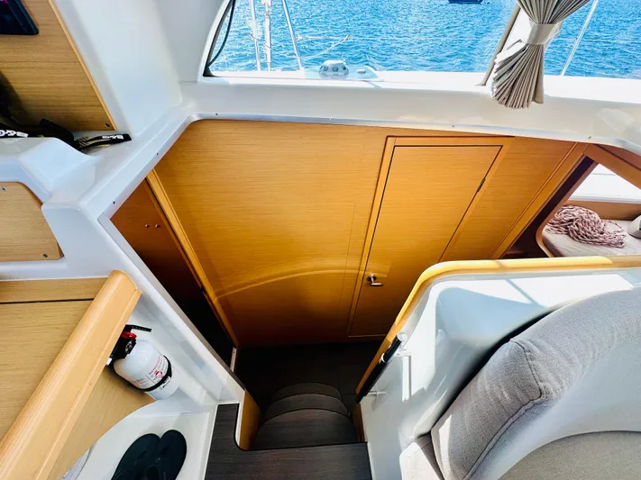 Mango Tango Yacht Photos Pics 2016 Lagoon 380 For Sale in Stonington, CT by Stonington Yacht Sales