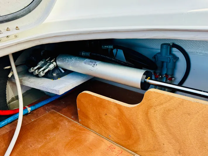 Mango Tango Yacht Photos Pics 2016 Lagoon 380 For Sale in Stonington, CT by Stonington Yacht Sales