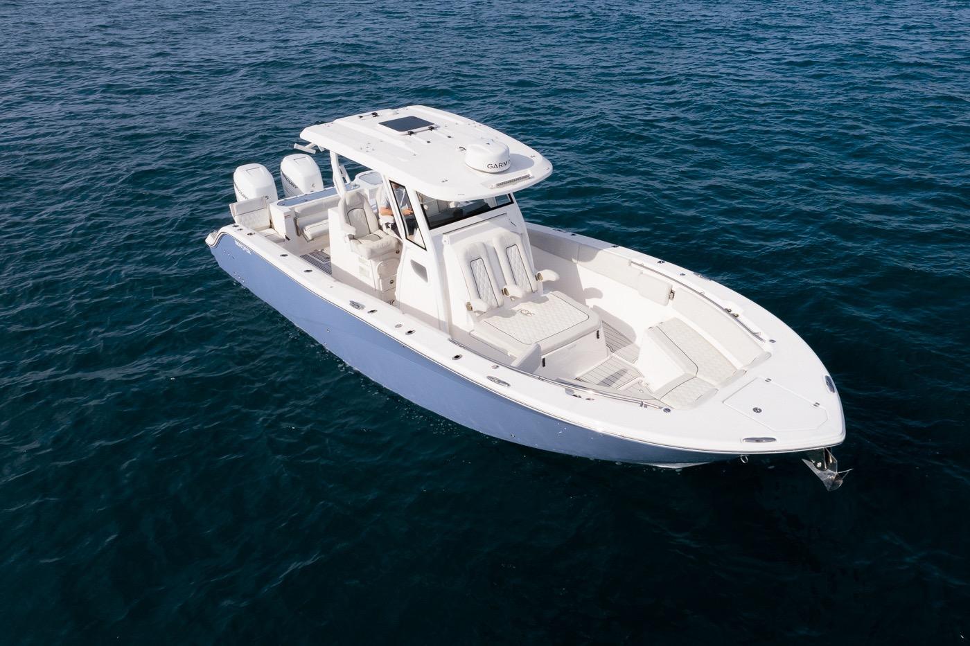 Sea Fox 328 Commander
