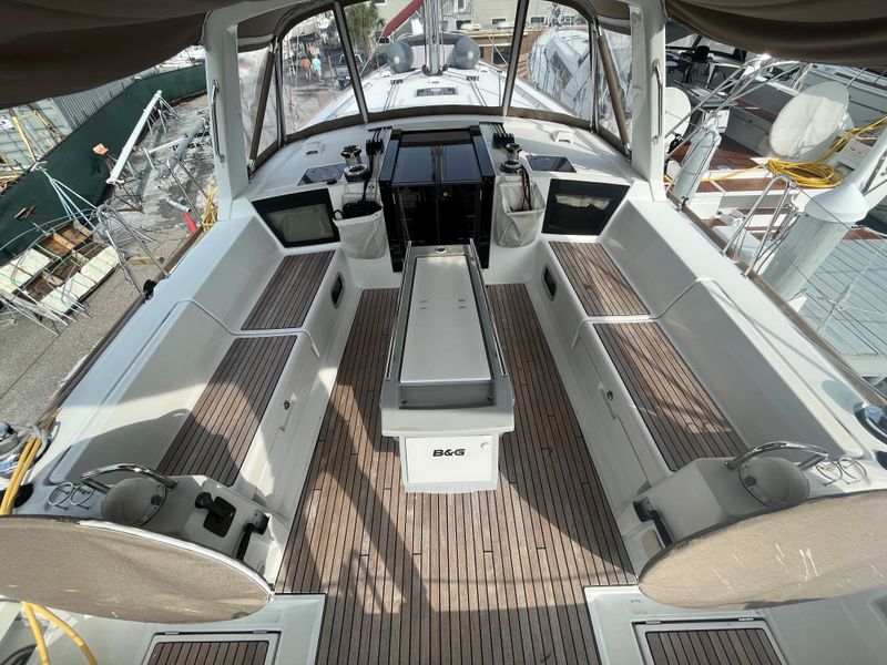 2018 Beneteau Oceanis 45