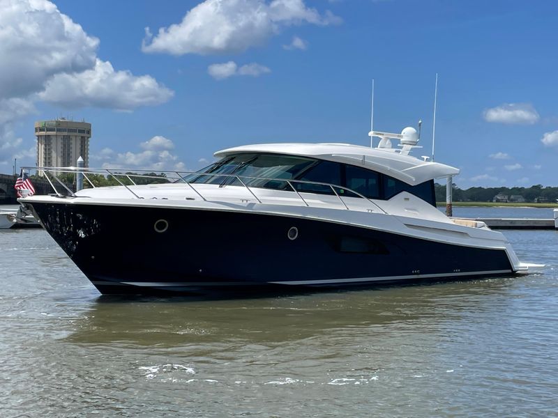 2014 Tiara Yachts 50 Coupe
