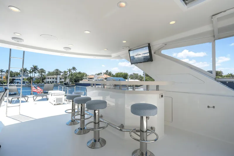 Uncorked Yacht Photos Pics 