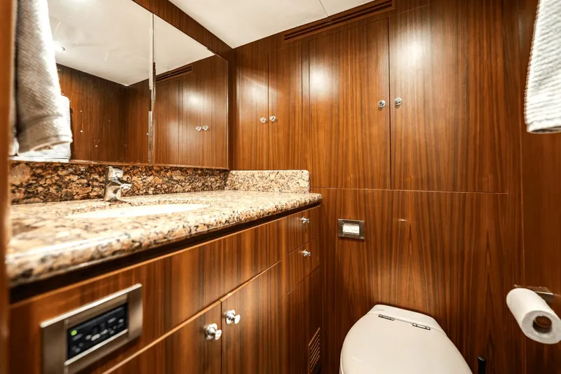 Uncorked Yacht Photos Pics 