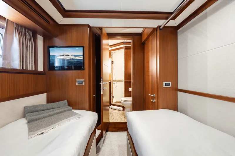 Uncorked Yacht Photos Pics 