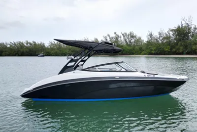Yamaha Boats 242X E-Series
