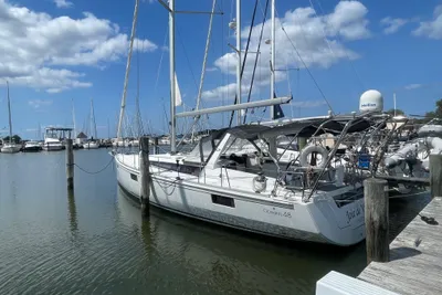 Beneteau Oceanis 48