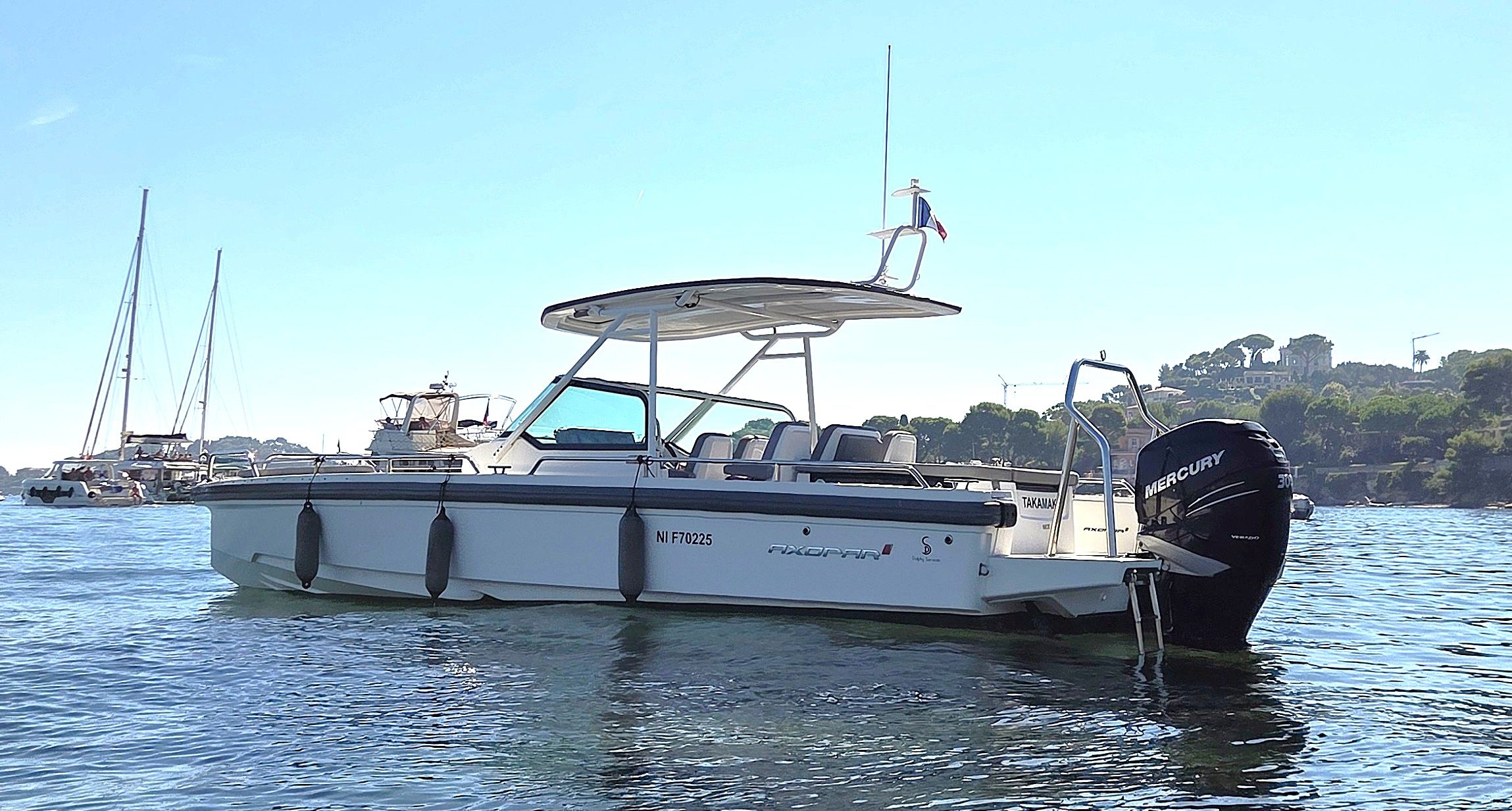 2018 Axopar 28T - Top