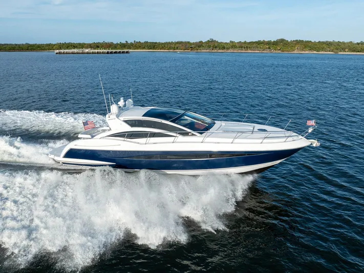 Elyseaum Yacht Photos Pics 