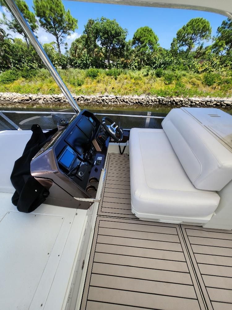 2019 Galeon 64 