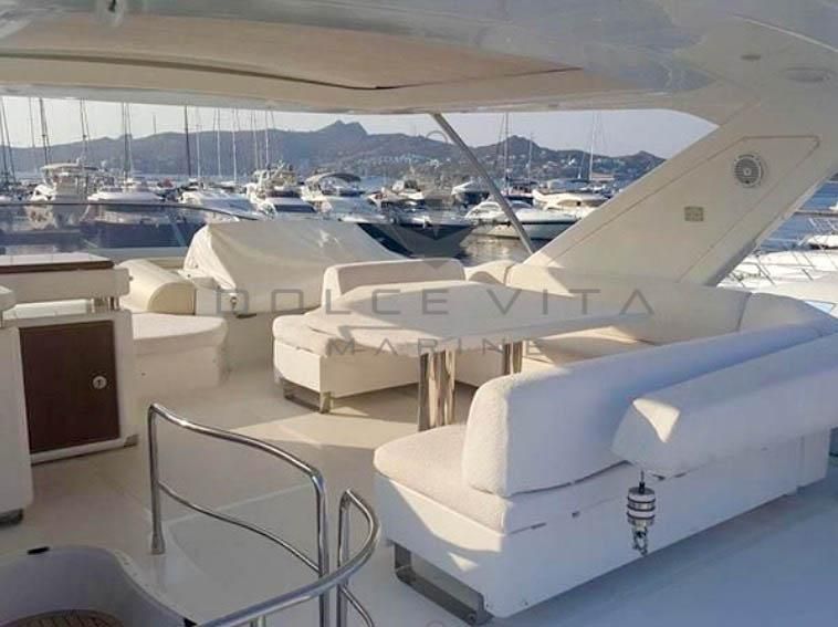 2014 Azimut 70 