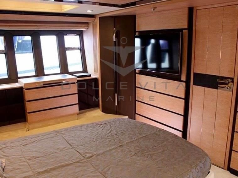 2014 Azimut 70 