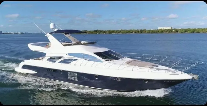 Rochambeaux Yacht Photos Pics 