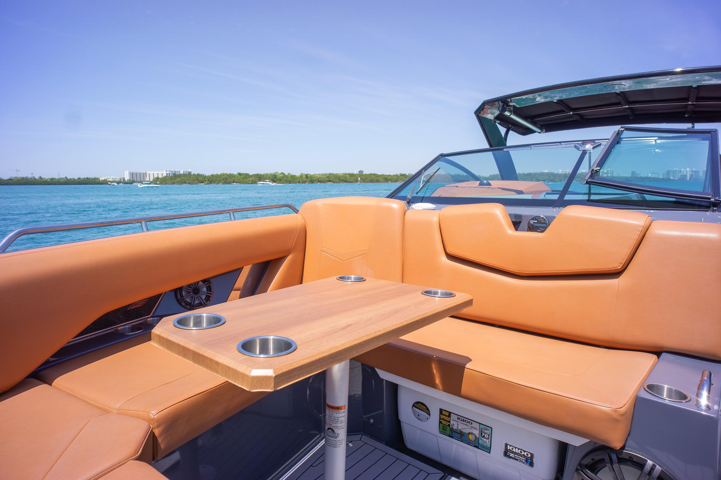 2017 Cruisers Yachts 338 South Beach Edition Bow Rider Bowrider for ...