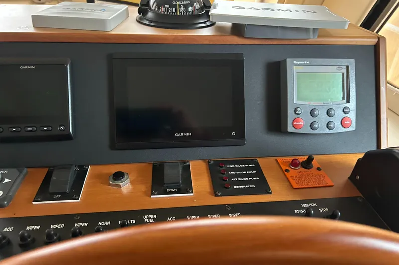 No Quarter Yacht Photos Pics 