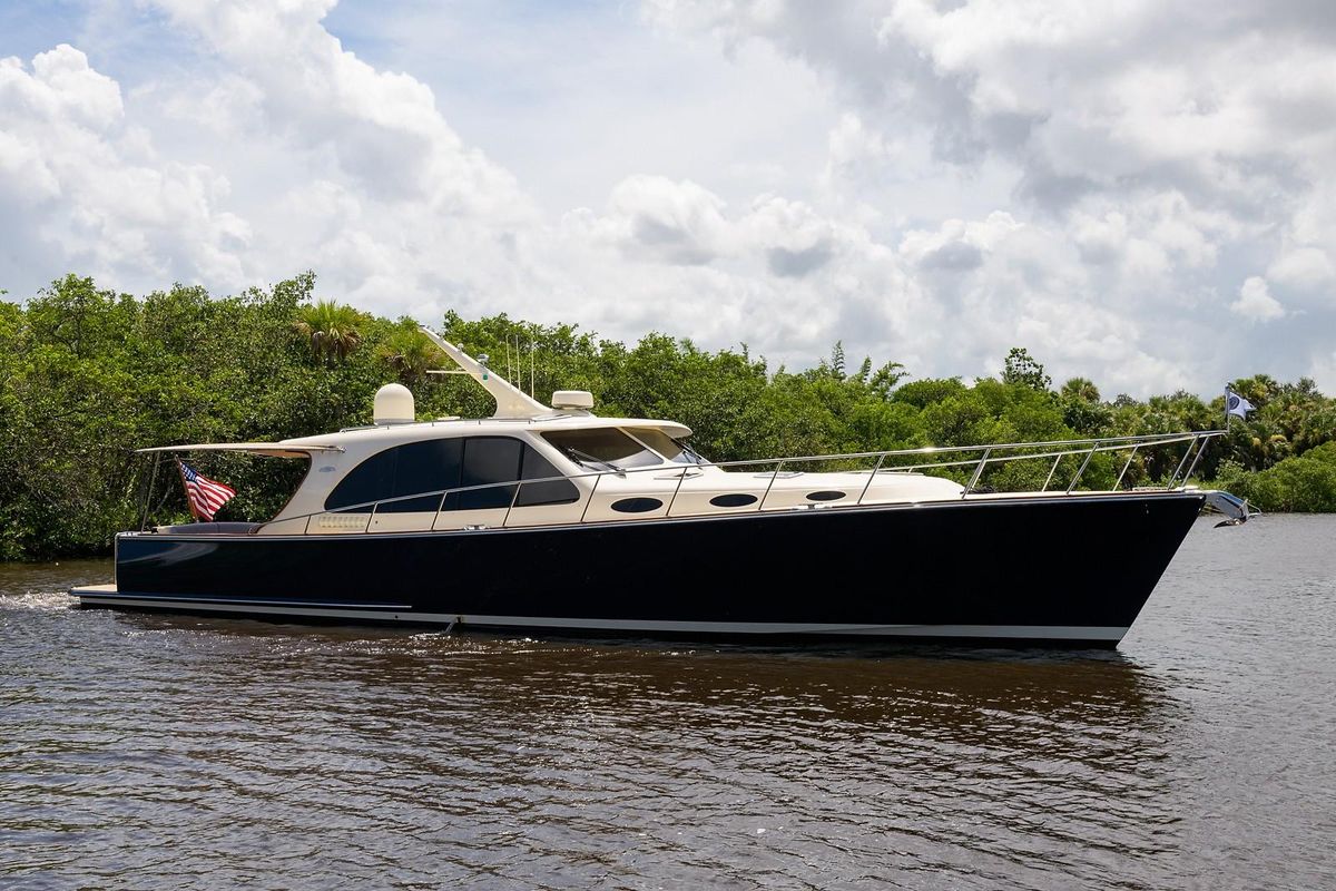 2018 Palm Beach Motor Yachts 55 