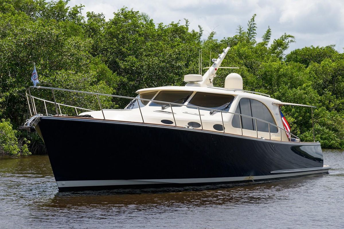 2018 Palm Beach Motor Yachts 55 