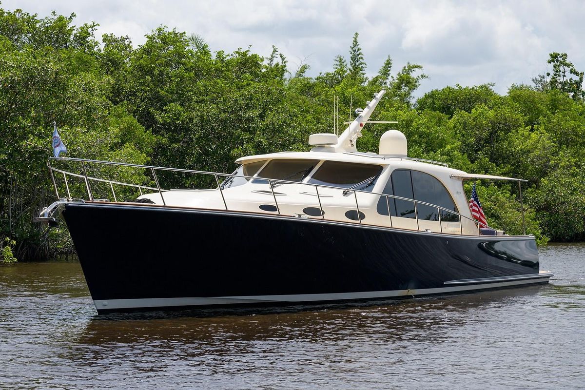 2018 Palm Beach Motor Yachts 55 