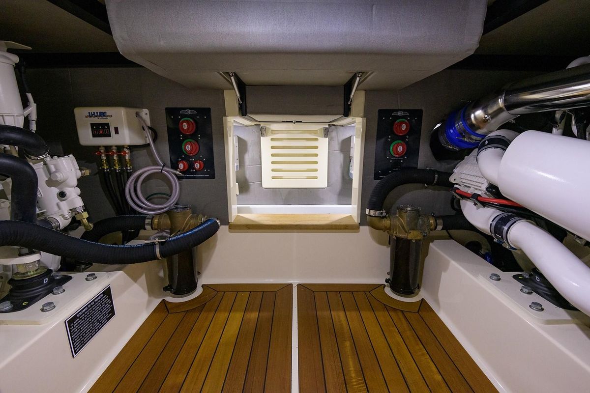 2018 Palm Beach Motor Yachts 55 